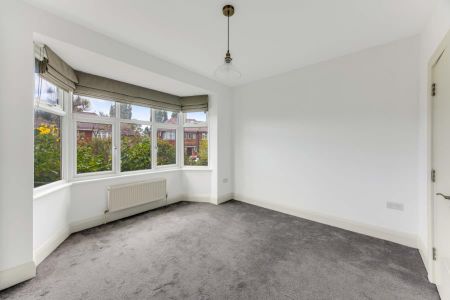 5 bedroom detached house to rent - Photo 5