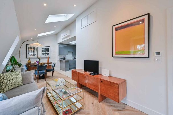 2 bedroom flat to rent - Photo 1