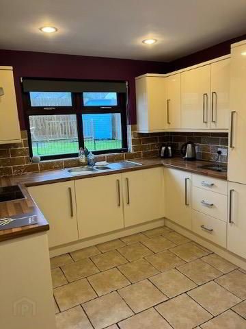 STUDENT LET 26/27, 22 Dhu Varren Park South, Portrush, BT56 8EJ - Photo 5