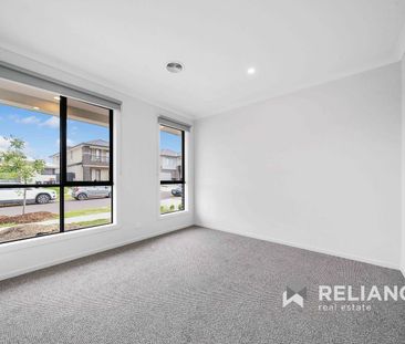 Stunning Brand New Home! - Photo 6