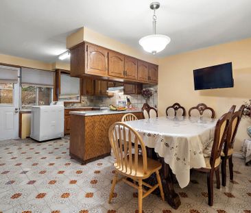 12177 Rue Valmont, Montréal (Ahuntsic-Cartierville), QC H3M - Photo 2