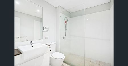 FULLY FURNISHED 1 BEDROOM APARTMENT AT ZENITH! - Photo 3