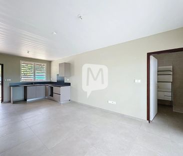 Location Appartement 1 pièce 30m² MATOURY 97351 - Photo 2