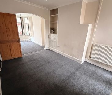 2 Bed Terraced House, Briardale Road, CH42 - Photo 2