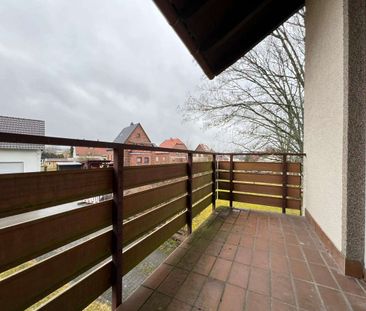 Mackenbach - 3 ZKB Wohnung, neue EBK, 2 Balkone, Gäste WC, Garage *... - Photo 1