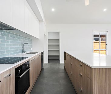 Brand New Low-Maintenance Living in Central Nirimba - Photo 2