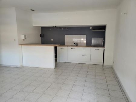 Location Appartement 2 pièces 55m² LATTES 34970 - Photo 3