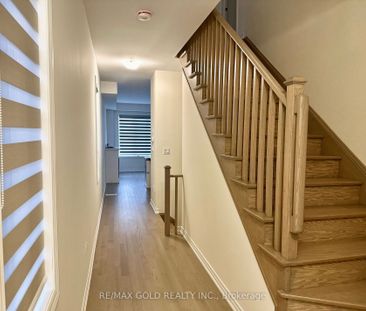 For Lease - 49 SINGHAMPTON Road, Vaughan, Ontario - Photo 3