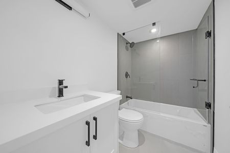 For Lease - 474 Montrose Avenue Unit# Lower, Toronto, Ontario - Photo 5
