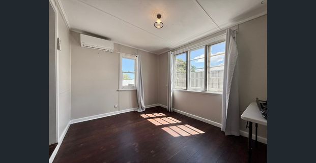 Beautifully Updated 4-Bedroom Home in Carey Park - Photo 1