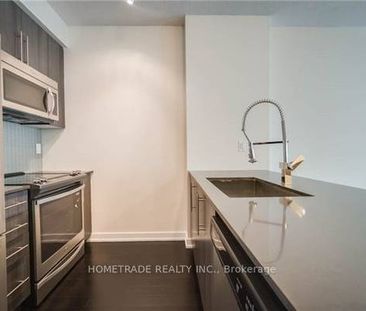 Burnhamthorpe & Confederation Spacious 1Bdrm 1Locker 1Parking 1Balcon - Photo 2