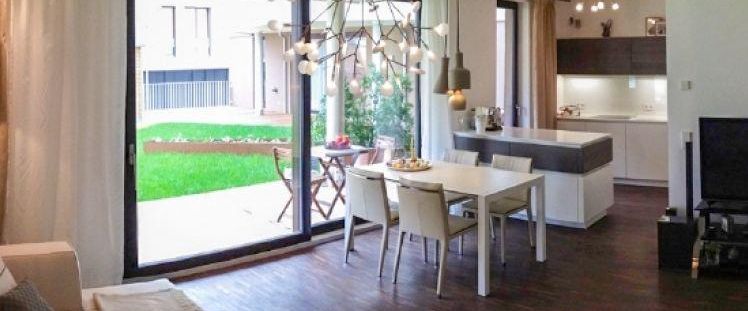 Wilsdruffer Vorstadt - top ausgestattete 3-Zi.-Wohnung mit Terrasse u. Garten - Photo 1