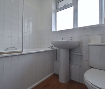 Chester Place, Basingstoke - Photo 5