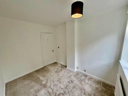 3 Bed Detached House, Croxall Close, NG11 - Photo 4