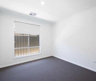 18 Oceanic Crescent, Waitpinga SA 5211 - House For Rent | Domain - Photo 4