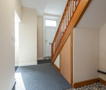 2 bed terraced house to rent in Savile Road, Elland - Photo 5