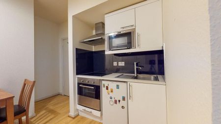 Studio to rent - Photo 2