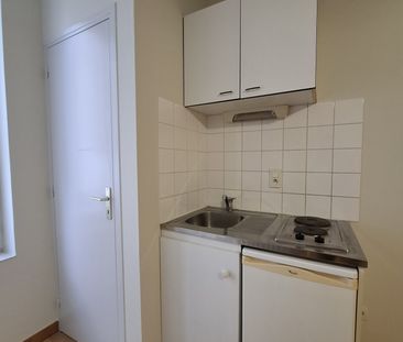 Location Appartement 1 pièce 17m² VICHY 03200 - Photo 4