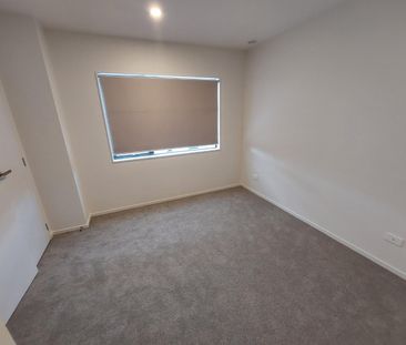 Modern Townhouse 2 Bedrooms - Photo 4