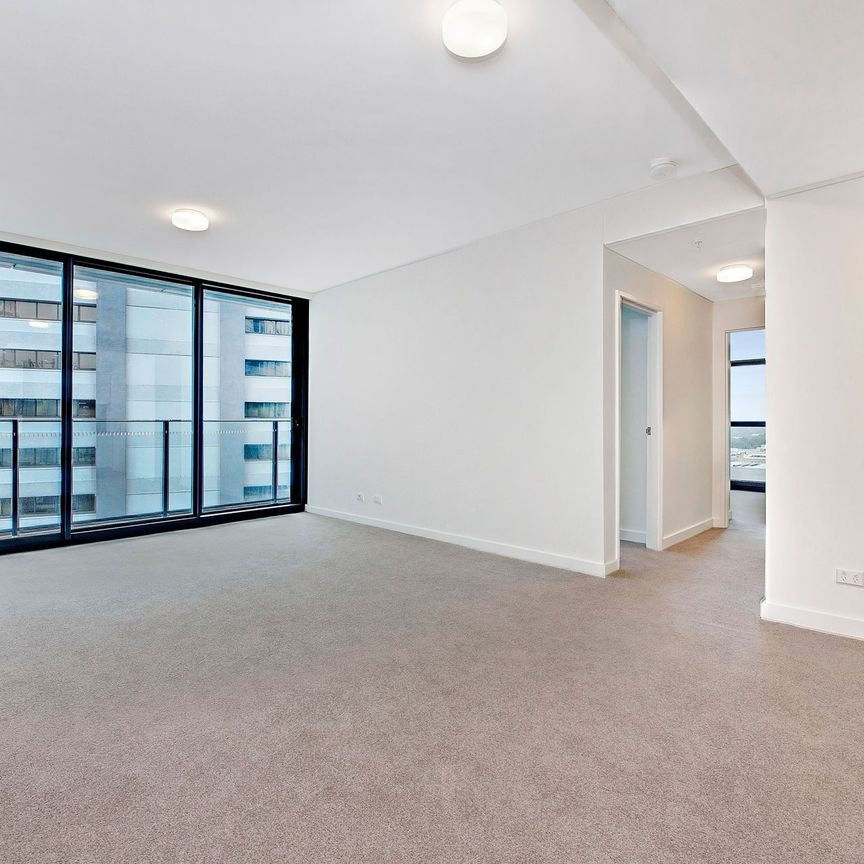 Modern Apartment in the Heart of Chatswood &ast;&ast; Available Now &ast;&ast; - Photo 1