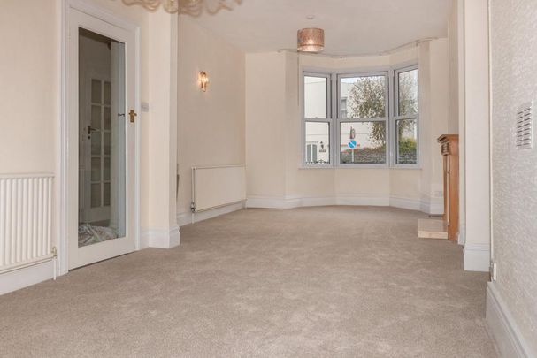 4 bedroom terraced house to rent - Photo 1