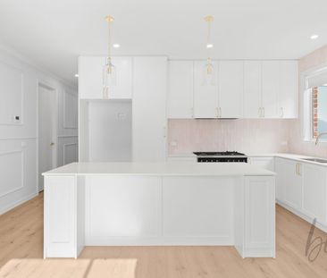 Sophistication In Heart Of Kalkallo! - Photo 1