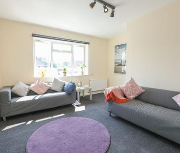 8 bedroom house to rent - Photo 1