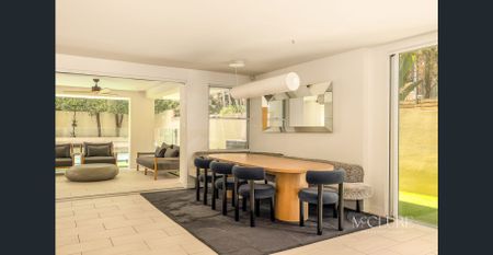 Tuscan-Inspired Sanctuary in the Heart of New Farm - Photo 2