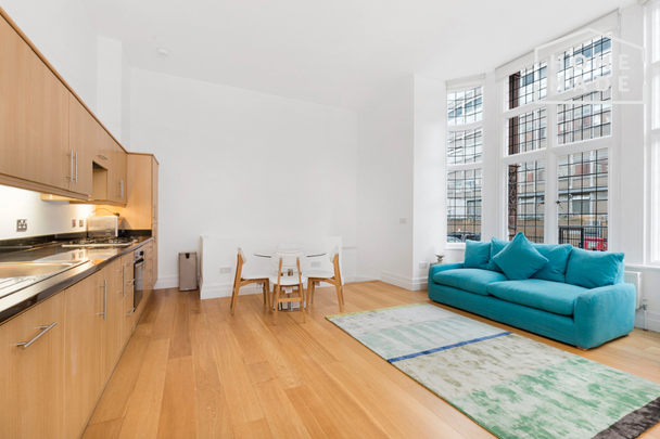 2 bedroom flat to rent - Photo 1