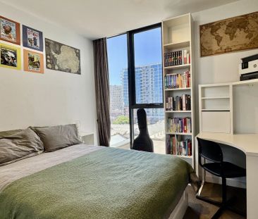 FULLY FURNISHED 2 BEDROOM APARTMENT LOCATED IN THE HEART OF ADELAIDE. - Photo 4