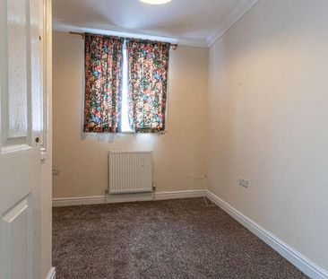 Cottesloe Road, Aylesbury, Buckinghamshire, HP21 - Photo 6
