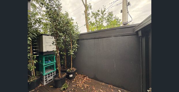 No Maintenance Gem - Photo 1