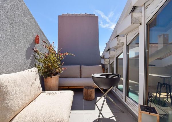 2 Bedroom House with a terrace, Paço de Arcos, Oeiras