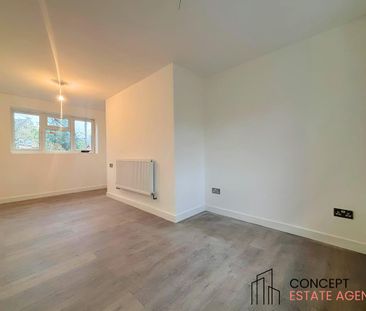 3 bedroom apartment to rent - Photo 2