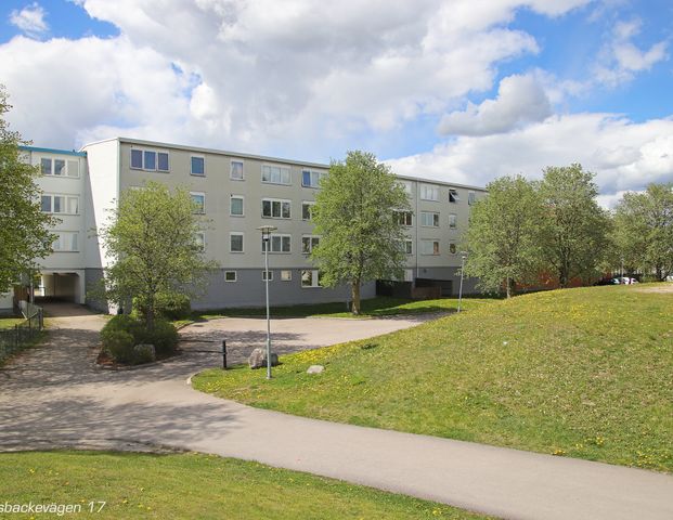 Nibblesbackevägen 17 F - Foto 1