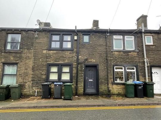 2 bedroom terraced house to rent - Photo 1