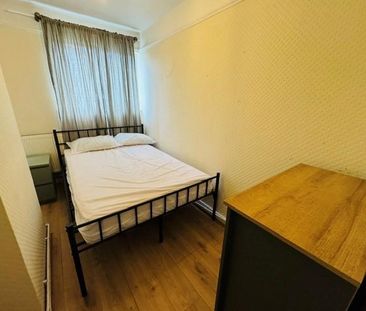 3 bedroom apartment to rent - Photo 5