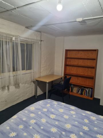 Doncaster East - Photo 2