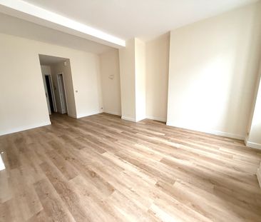 Location Appartement 3 pièces 62m² - Photo 2