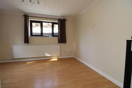 1 bedroom end of terrace house to rent - Photo 3
