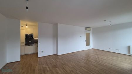 DACHGESCHOSSWOHNUNG MIT TERRASSE - Photo 3