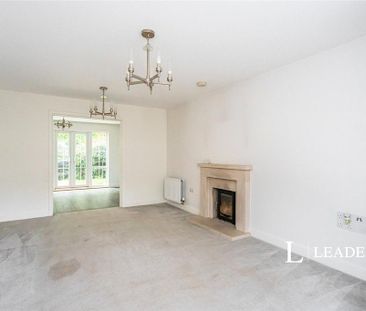 4 bedroom detached house to rent - Photo 6