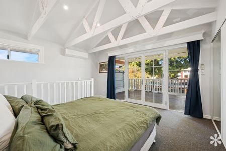 4 Lombard Street - Photo 3