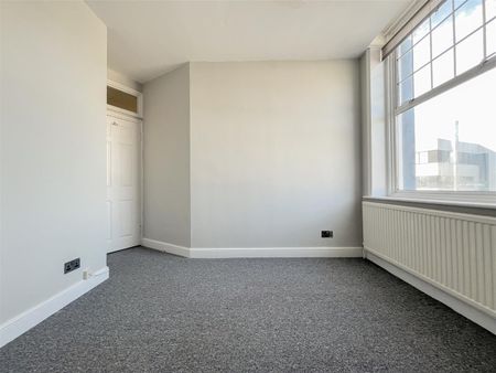 Bexhill Road, St Leonards, TN38 0AJ - Photo 4