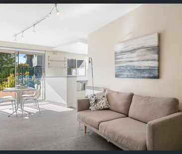 Fully Furnished Battery Point Apartment - Photo 3