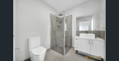 Townhouse with Solar Panels and Park Views! - Photo 3