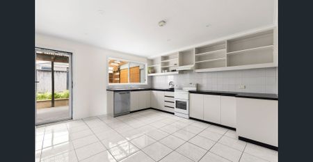 Modern Comfort in a Premier Geelong Location - Photo 3