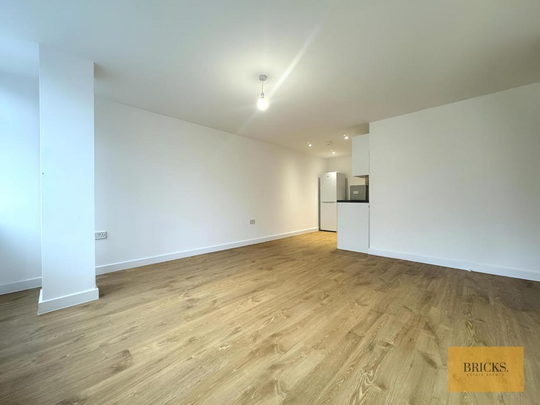 1 bedroom flat to rent - Photo 1