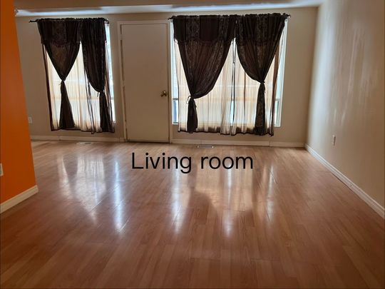 For Lease - 6 Pond Fern Way, Toronto, Ontario - Photo 1