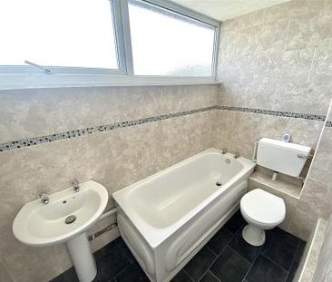 Hanover Road, Rowley Regis, B65 - Photo 5